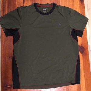 The North Face Flash-Dry Tech Shirt green Medium